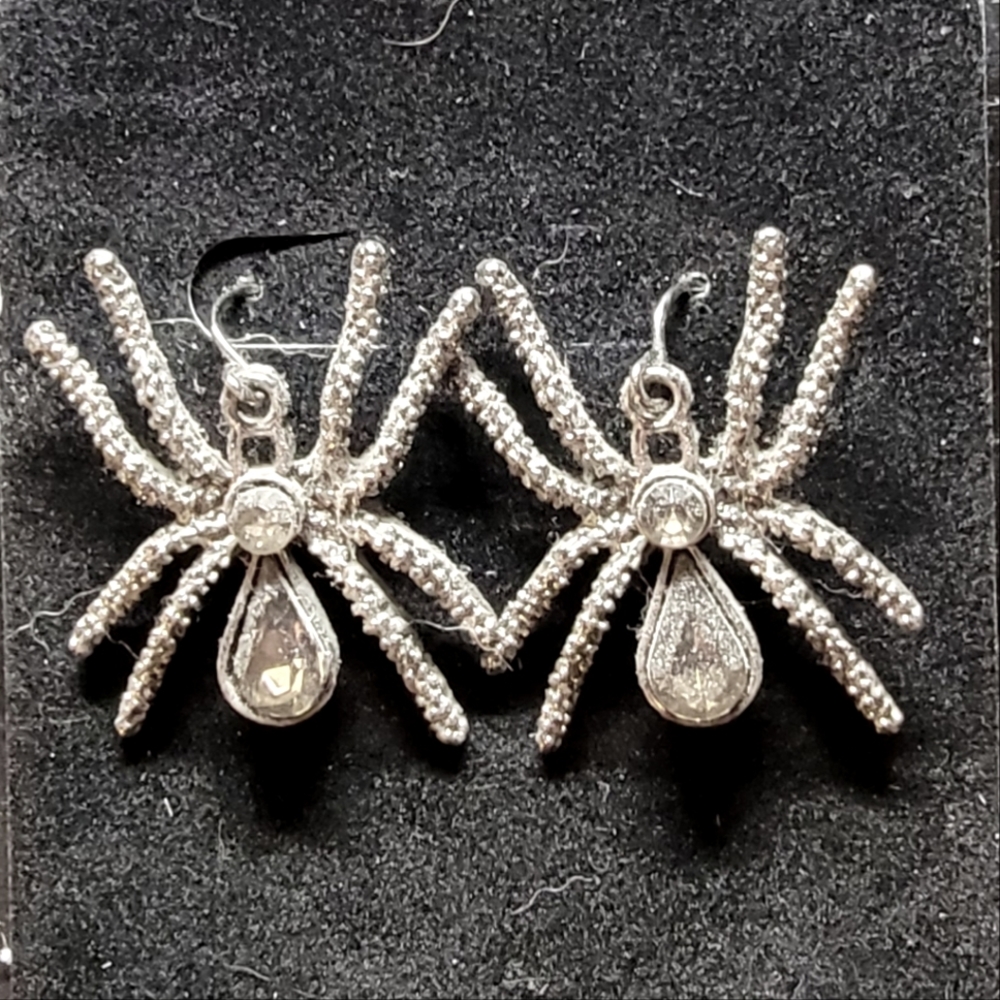Dangle Spider Earrings